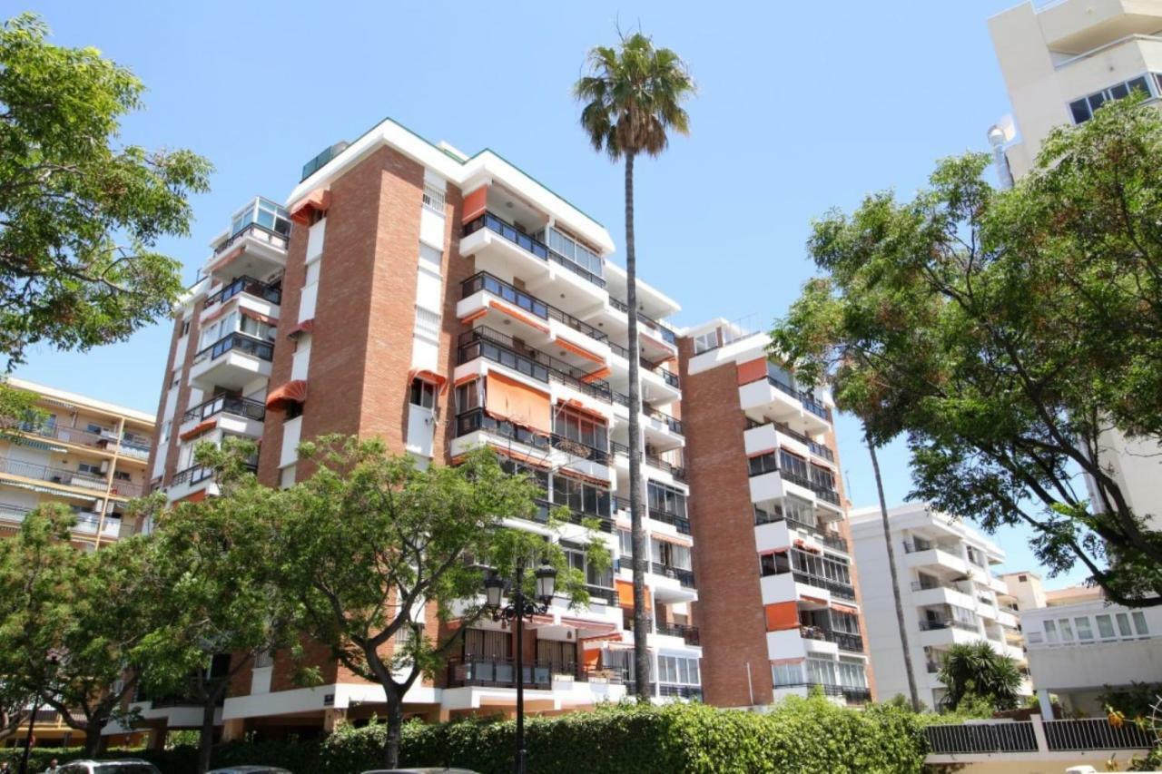 Apartamento Playa Fontanilla Lejlighed Marbella Eksteriør billede